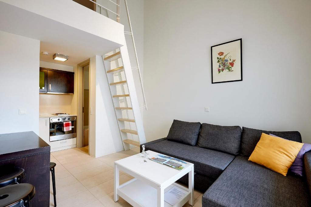 VIVIAN Art Apartments 3