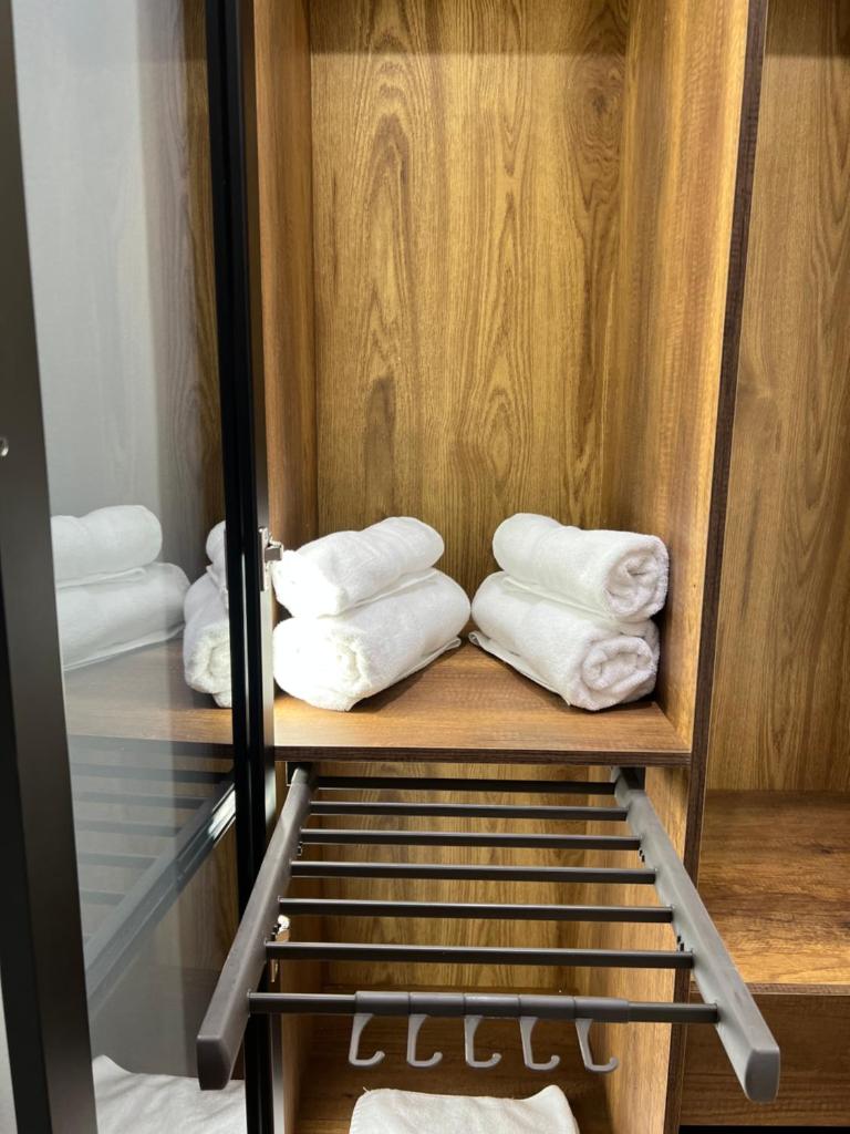 PIN Apartments - 3 Min to Skanderbeg 6