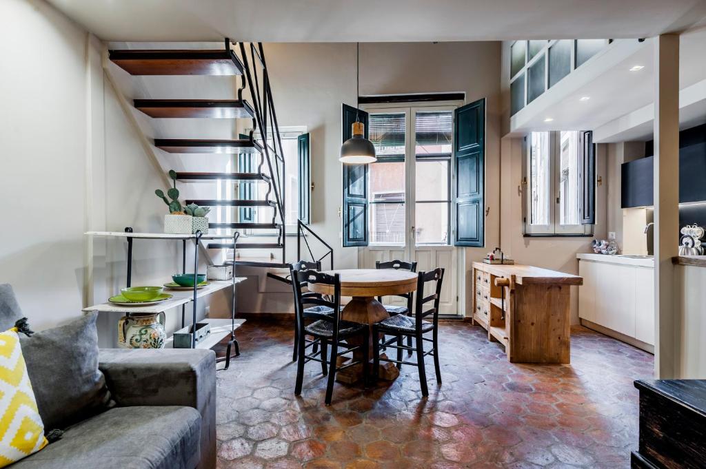 Ferrini Home - Piazza Trento 4