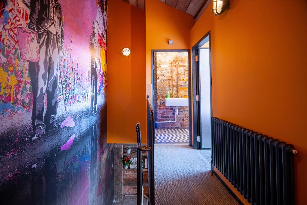 Rooms by Green Room 7