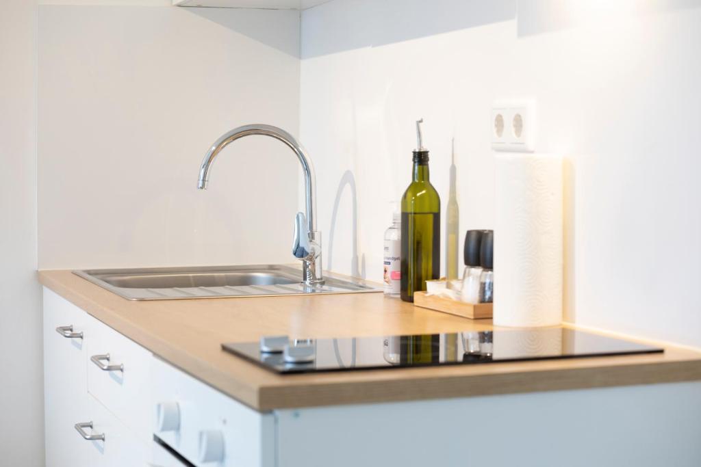 JayBnB - Apartment direkt am Hafen - mit UHD TV und Netflix 3