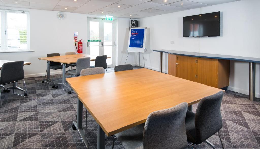 Holiday Inn Express Manchester East, an IHG Hotel Image