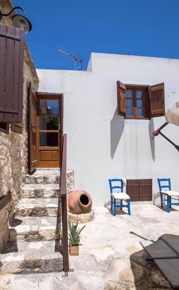 DROUSHIA CORNER HOUSE 7