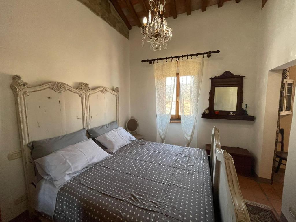 LA CORTE DEI GELSOMINI 2