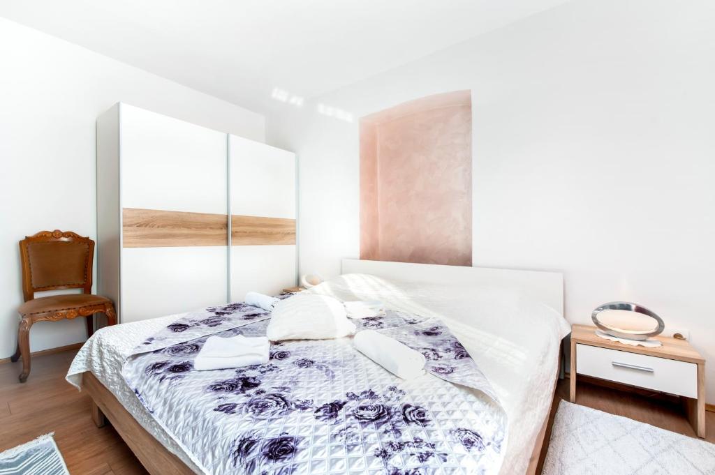 Apartment Roze 2