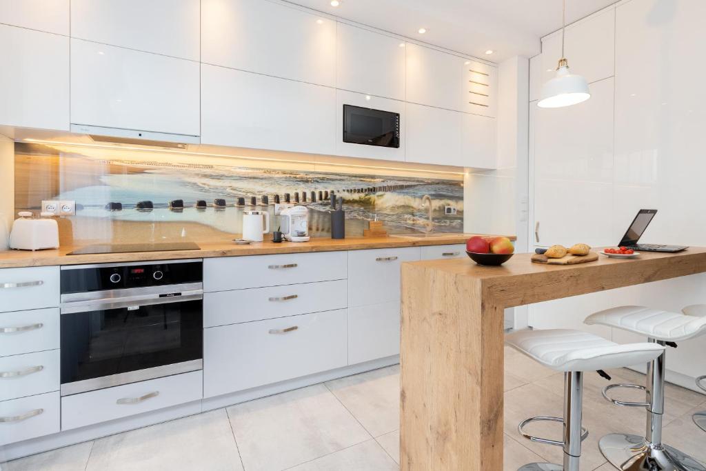 Batorego 7 Gdynia Premium Apartments with Parking by Noclegi Renters 7