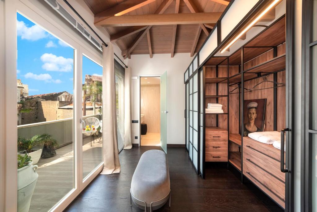 The New Era Luxury Living
