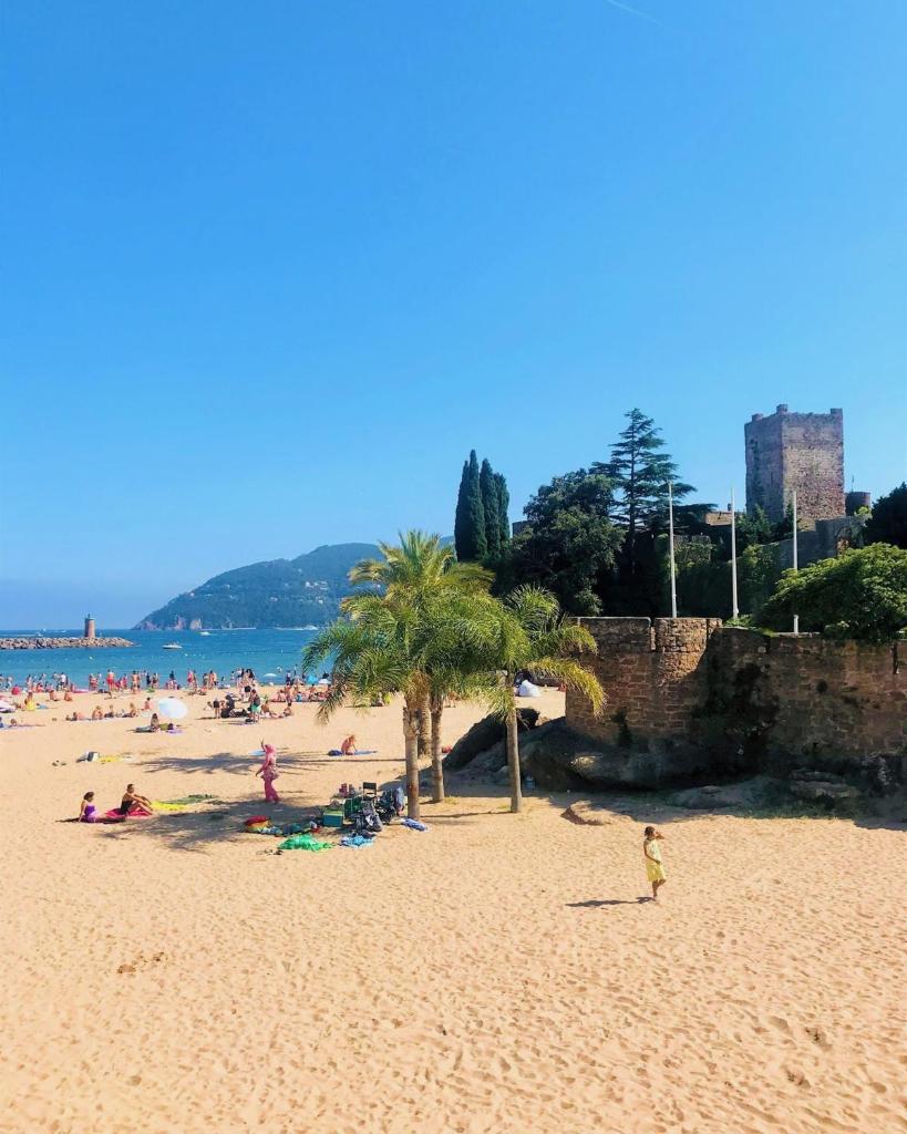 Maisonnette au calme et proche mer 1