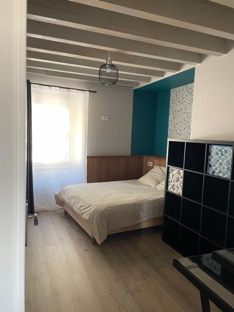 Duplex avec poêle à granulés et garage à motos 5