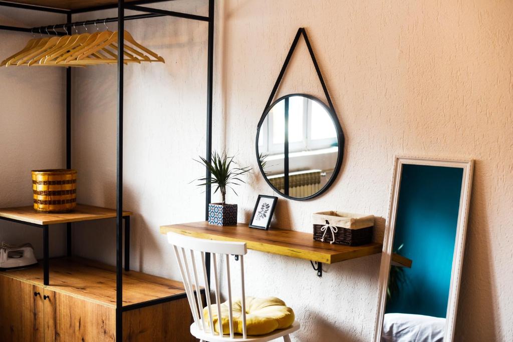 Cozy Bright Central 3