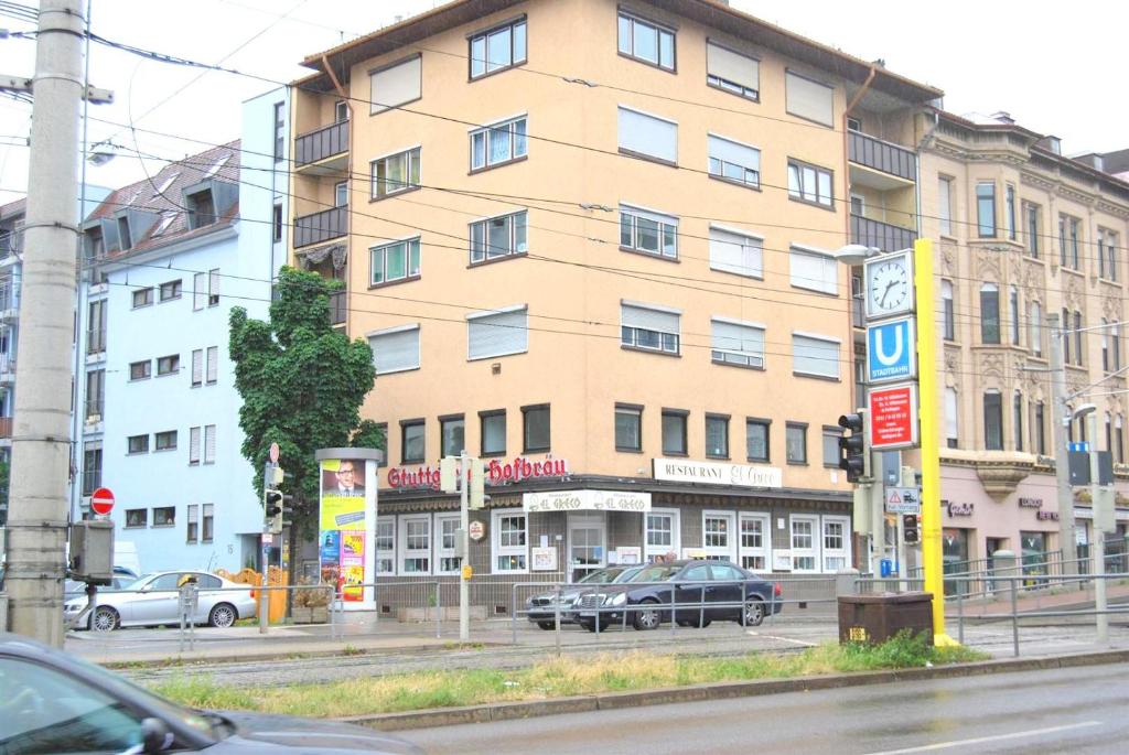 ALFA Apartment Stuttgart Mitte 2 Zimmer City-Lage Berliner Platz Balkon Netflix Küche WM l 2BR 5 Beds 6 People l Fully equipped Kitchen & Bathroom 6