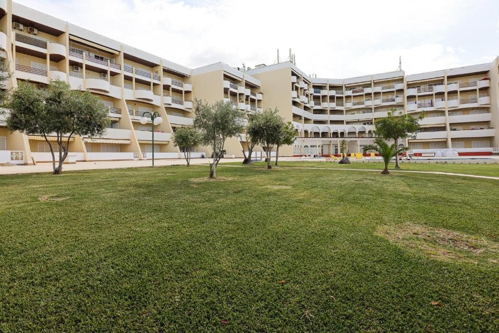 Apartamento Palmeira Gale - Beach - Pool - BY BEDZY 7