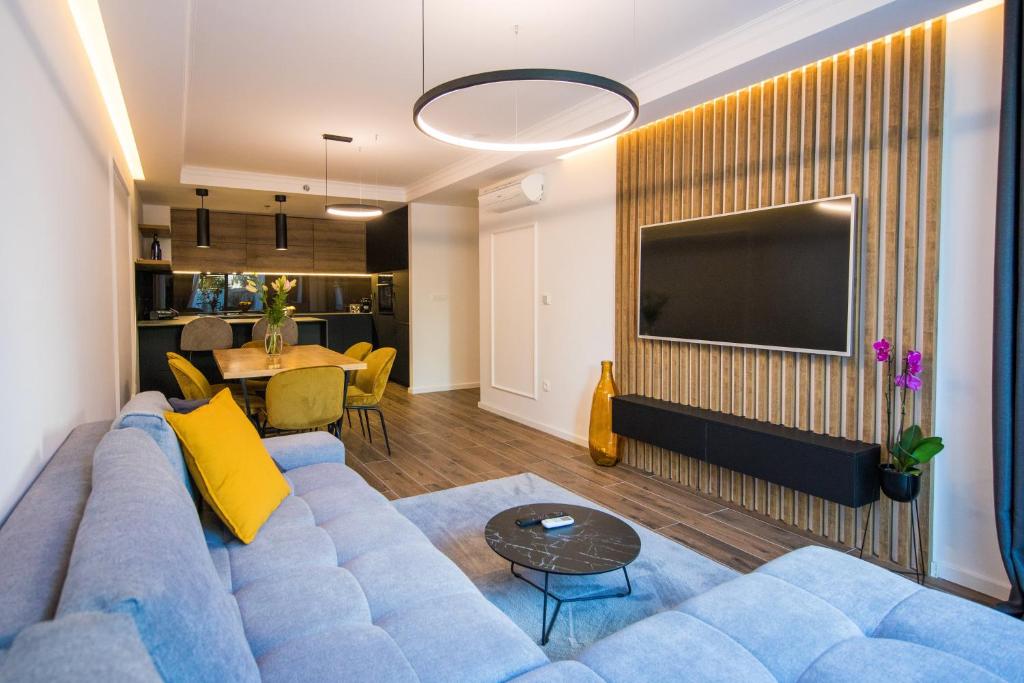 Downtown Oasis 5