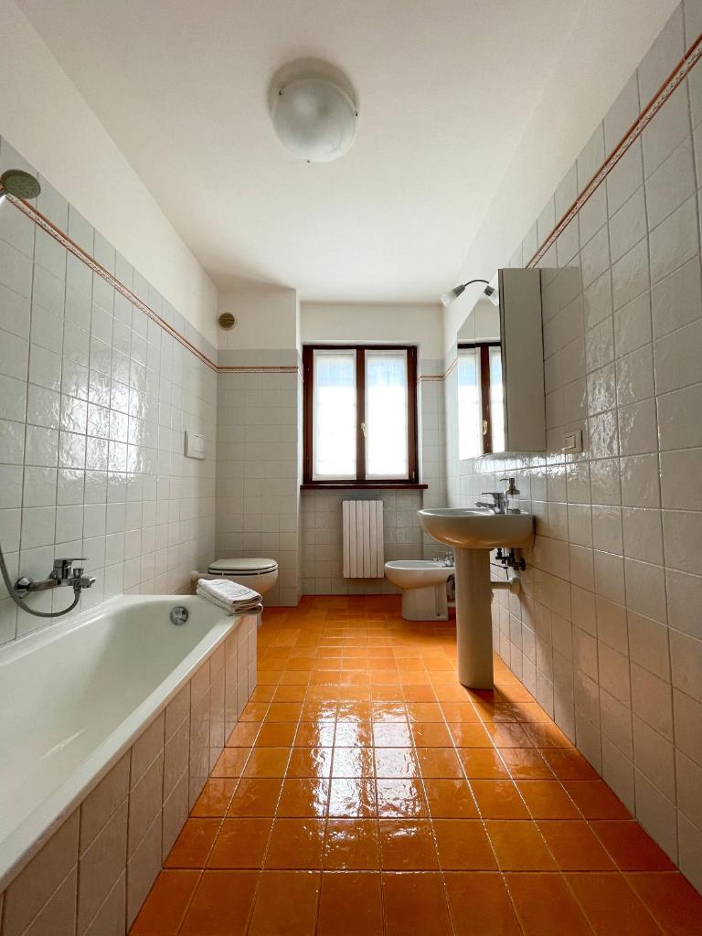 Richi Rent 01 3