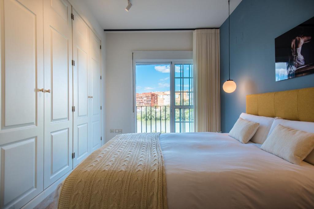 Magno Apartments Paseo de la O - Private Parking included 7