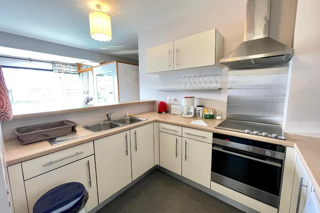 Moana Studio - downtown Papeete - WiFi AC Netflix parking - 3 people 5