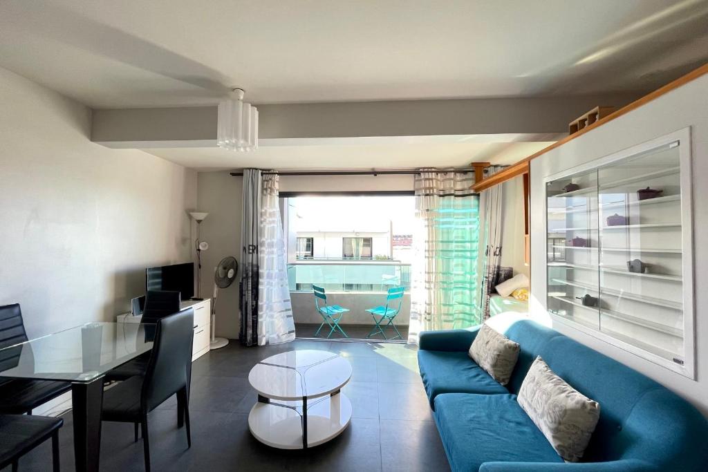 Moana Studio - downtown Papeete - WiFi AC Netflix parking - 3 people 4