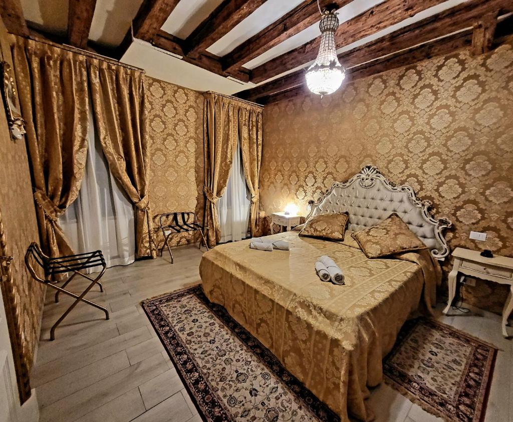 La Residenza di Carlo close to Piazza San marco 5