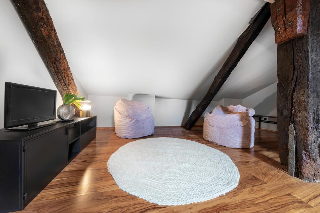 GetTheKey Pavaglione Apartment 5