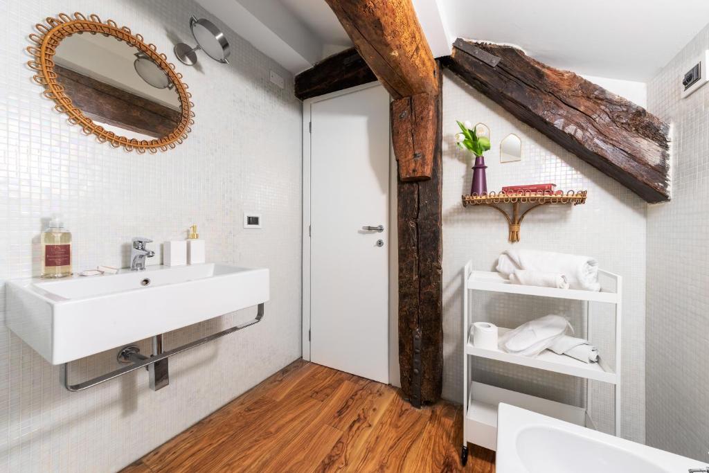 GetTheKey Pavaglione Apartment 3