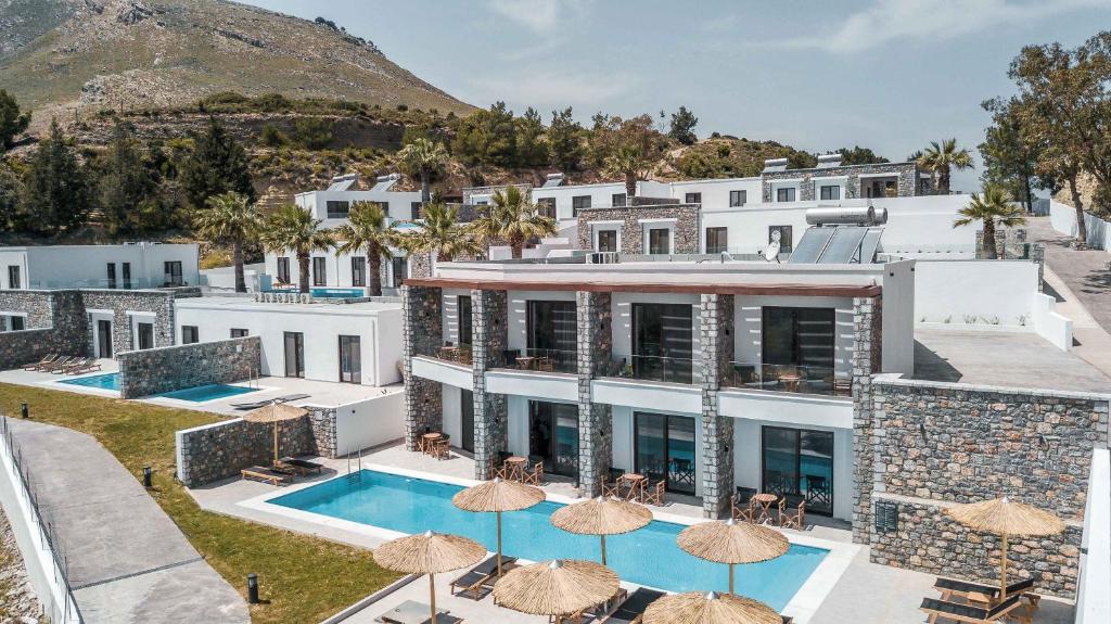 Terra Pietra Luxury Villas & Suites 3