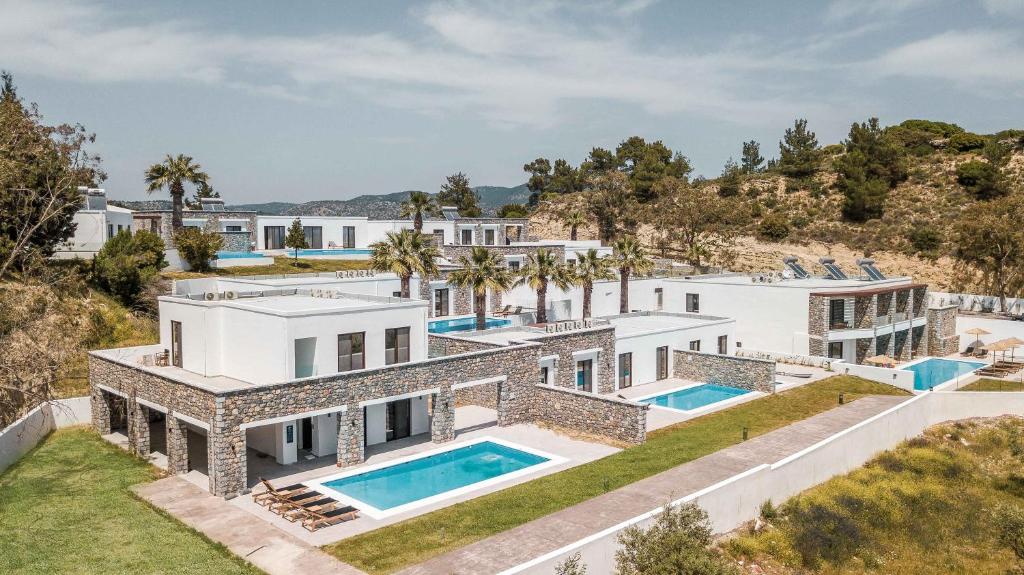 Terra Pietra Luxury Villas & Suites 2