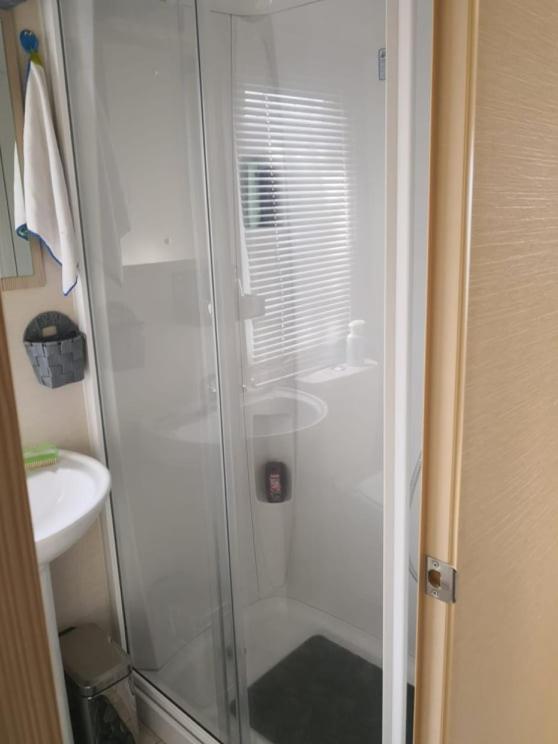 Photo de la galerie de l'établissement MOBIL HOME LE MAGNIFIQUE VALRAS PLAGE, à Valras-Plage