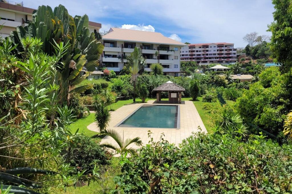 Naia Lodge - on the heights of the city 1