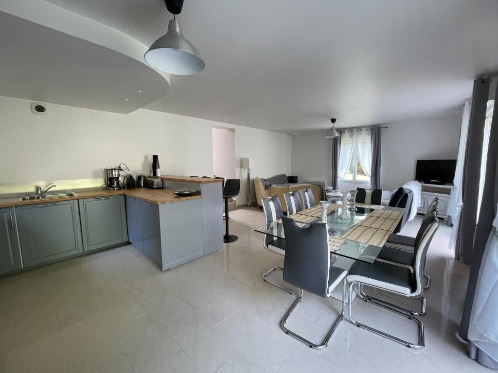 LA MAISON DE DELSY 4