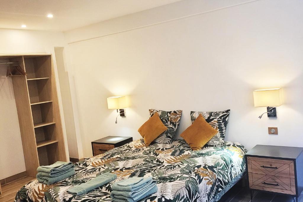 LILLE hypercentre MARIA Appartement PALACE***** 1