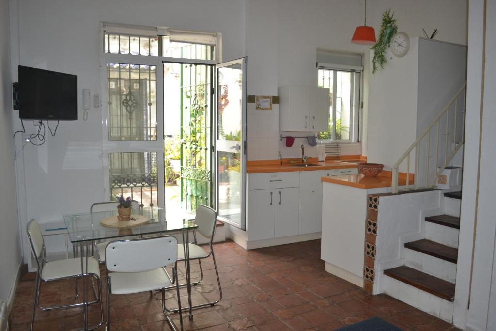 Charming House in Triana,best City View from Patio 4