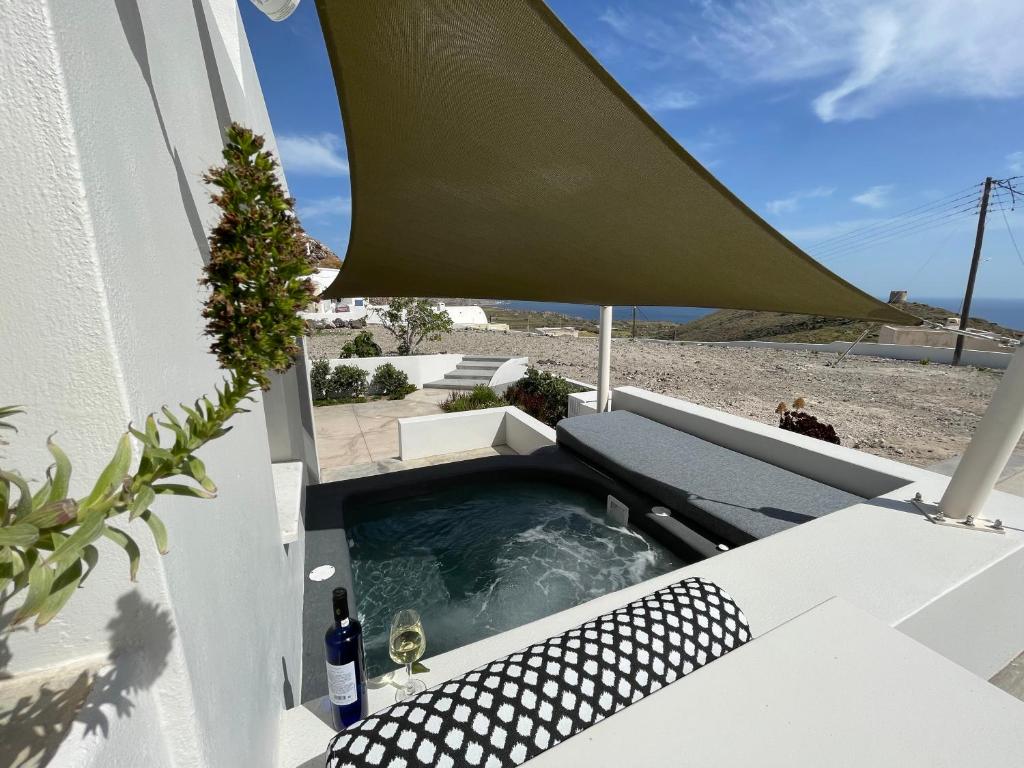 VILLA DI CAPO - Santorini Old Winery Luxury Villas 2