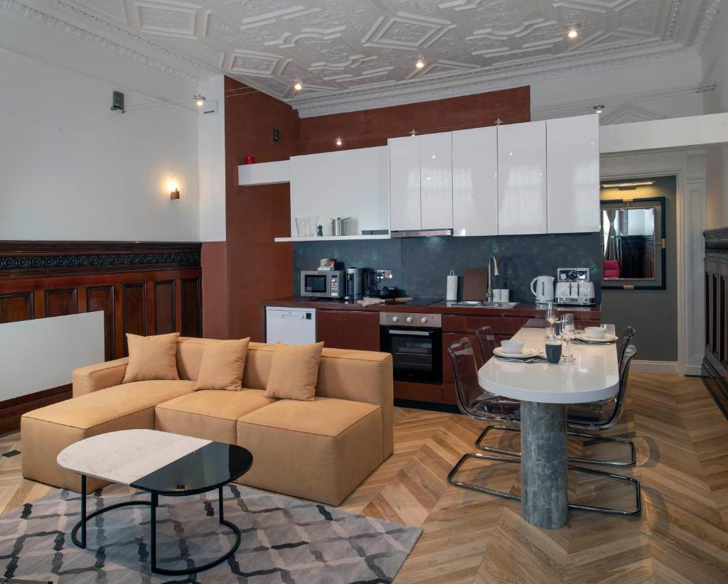 Trueman Court Luxury Serviced Apartments Image