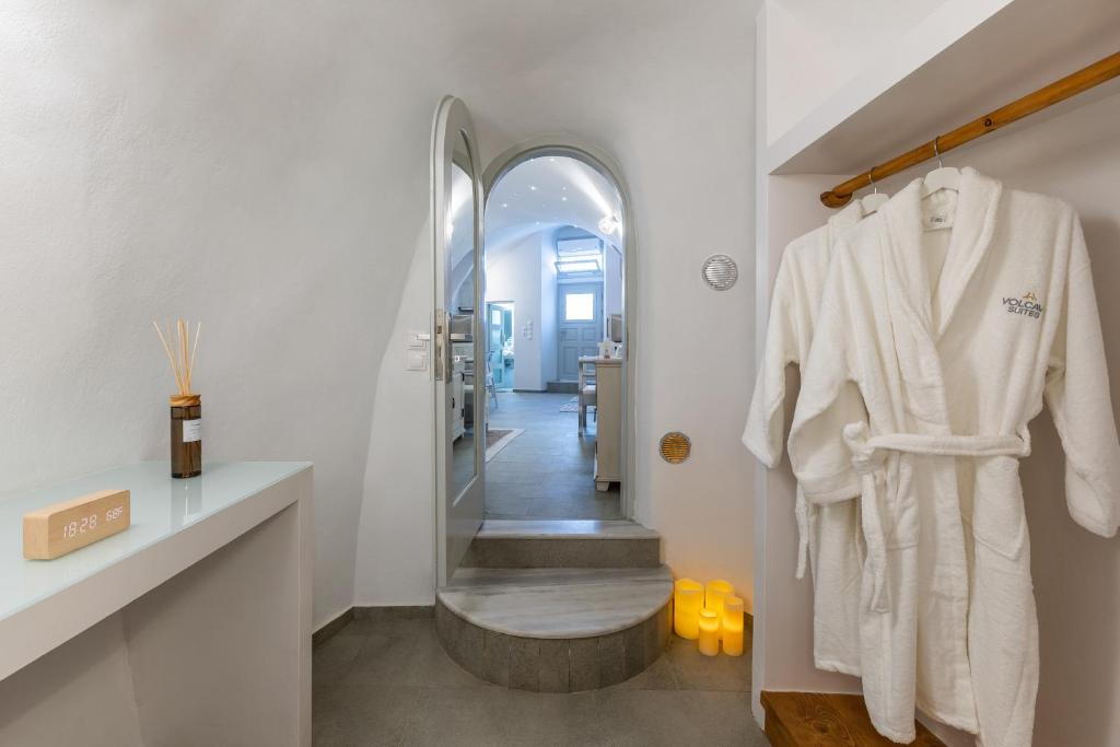 Volcave Suites 3