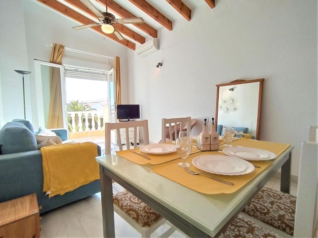 Holiday Home Leon by Interhome 4