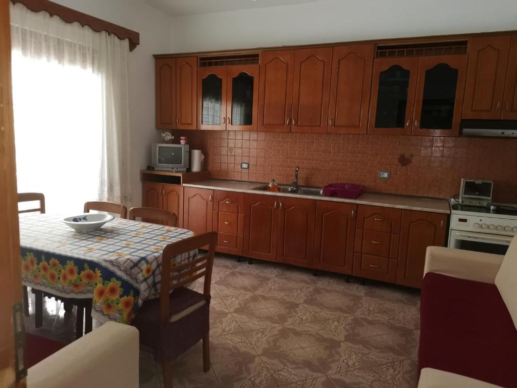 House 4