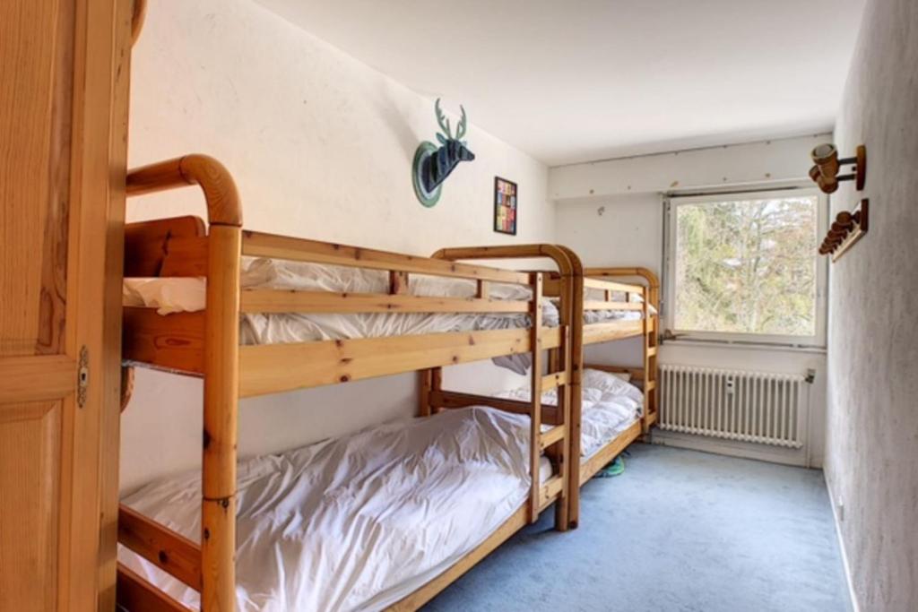 Photo de la galerie de l'établissement Charmant appt avec BALCON et PISCINE à Argentiere, à Chamonix-Mont-Blanc 4 autres photos