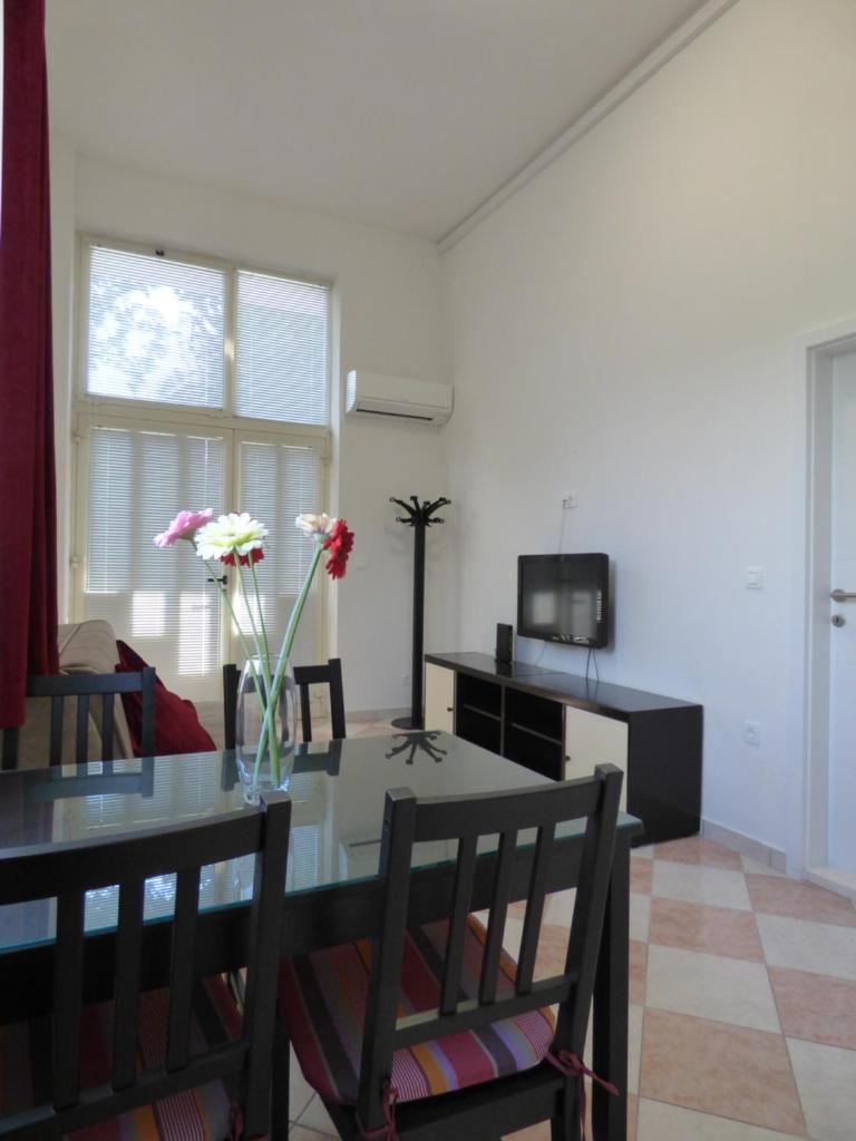 Apartman Mira 4