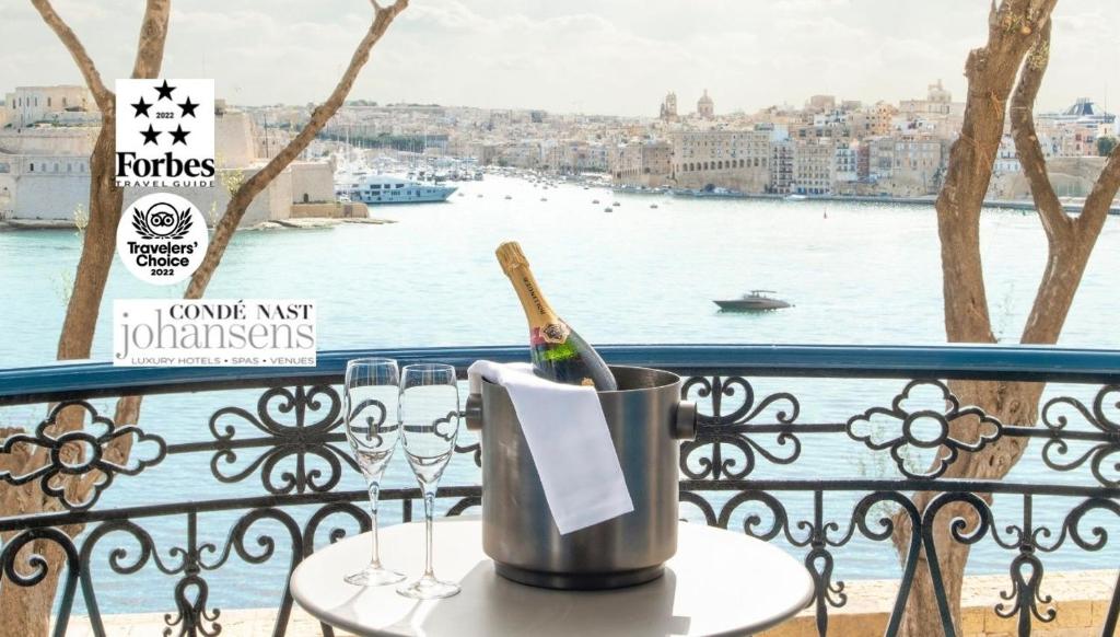 Iniala Valletta 8
