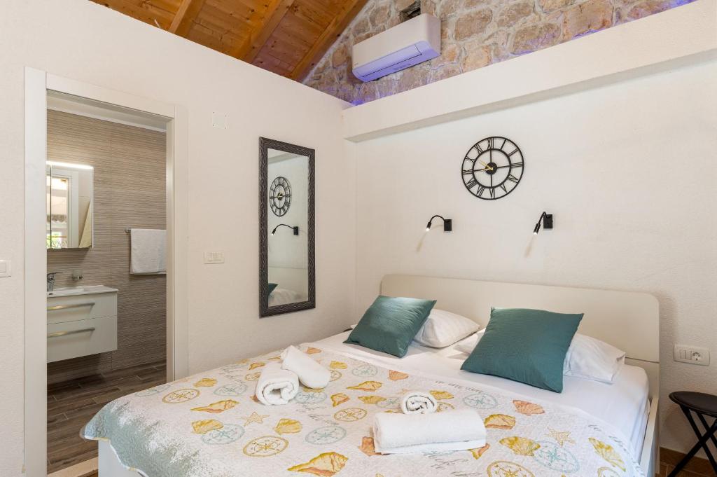PERLA - small comfy house with the terrace 6