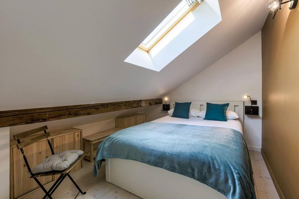 Epicea - Chic 2BR in city center, next to Train Station - By Cozee Rentals 2