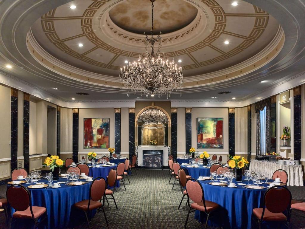 The Royal Sonesta Chase Park Plaza St Louis Image