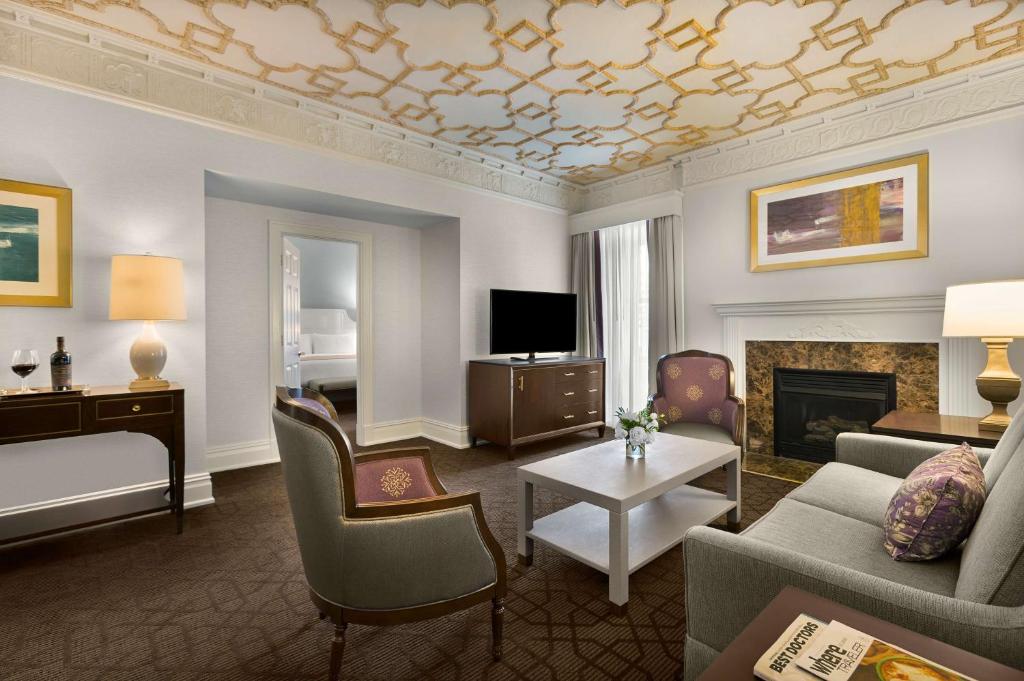 The Royal Sonesta Chase Park Plaza St Louis Image
