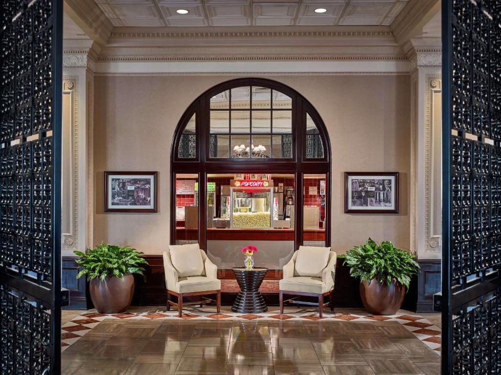 The Royal Sonesta Chase Park Plaza St Louis Image