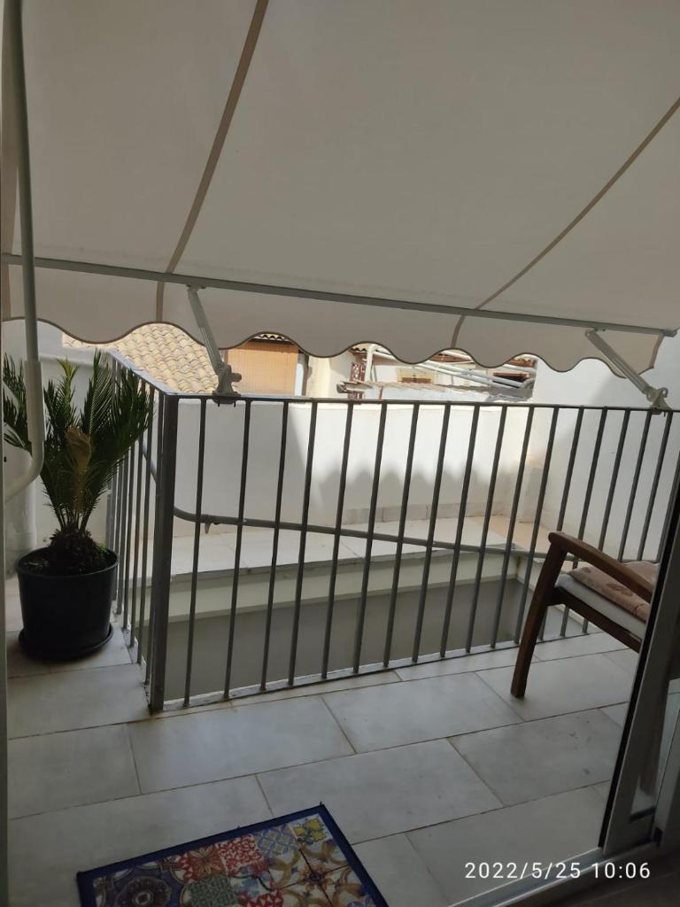 Deni's apartments per 2 con veranda balcone 5