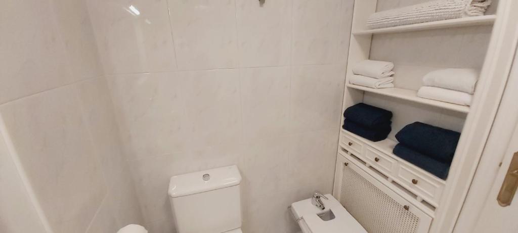 Valdenoja-Sardinero Apartment Suite Beach 8
