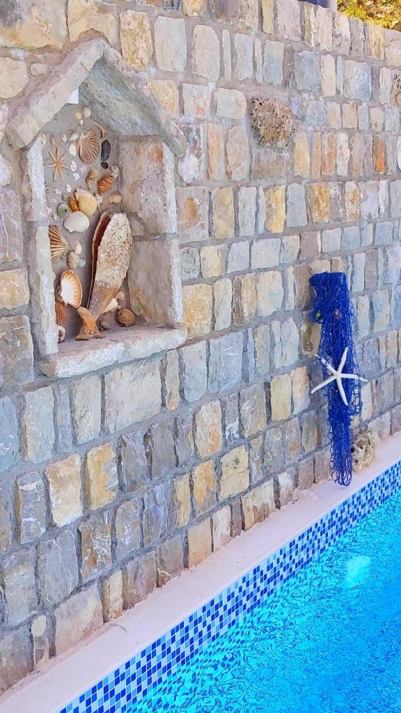 Blue Mediterranean Apartments 8