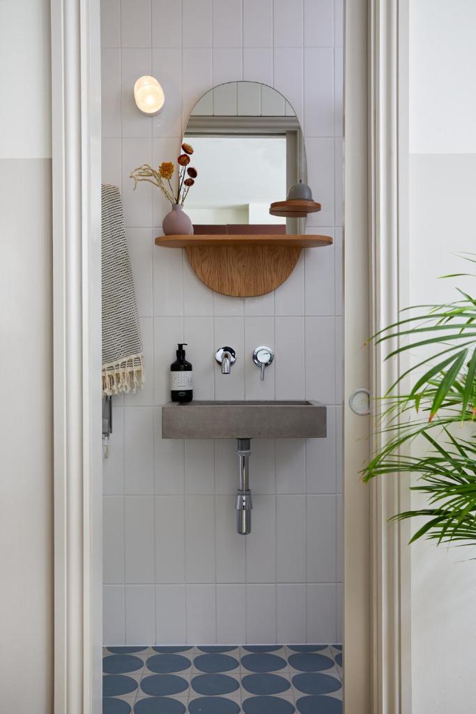 Pontcanna by Black Door Stays 7