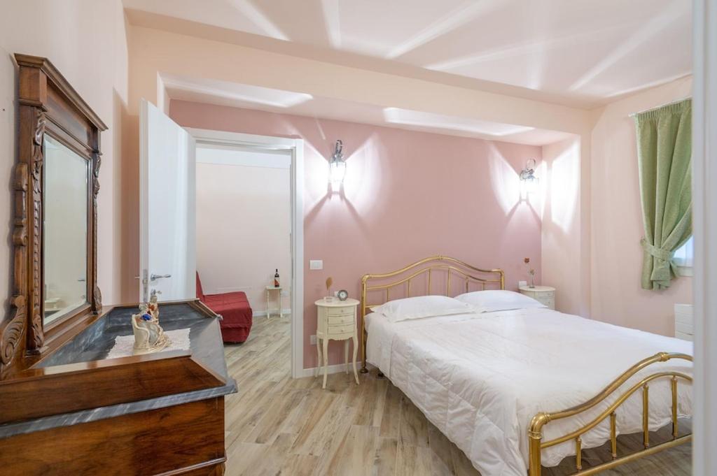 Residenza dei Piaceri Perduti-Rosa 1