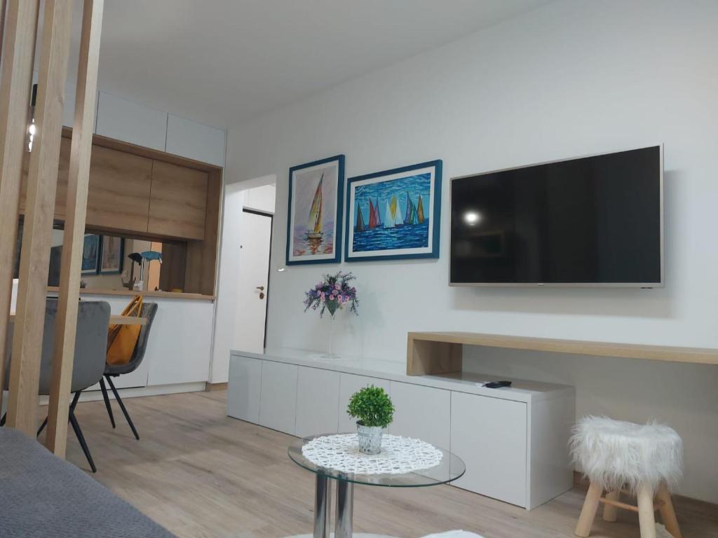 Central Apartment Bella 5
